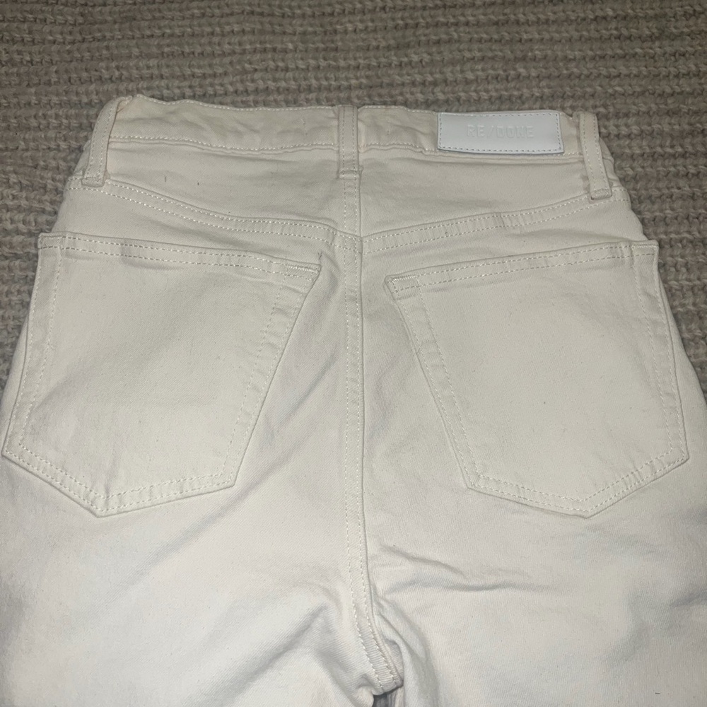 Re/Done White Denim Interior Label Detail - Picture 8 of 9